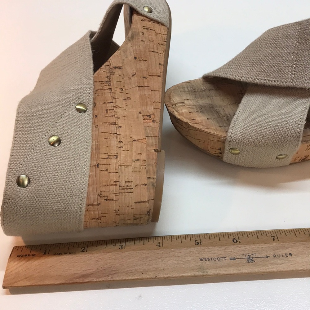Lucky Brand Tan Platform Sandals Size 10 - Picture 6 of 8